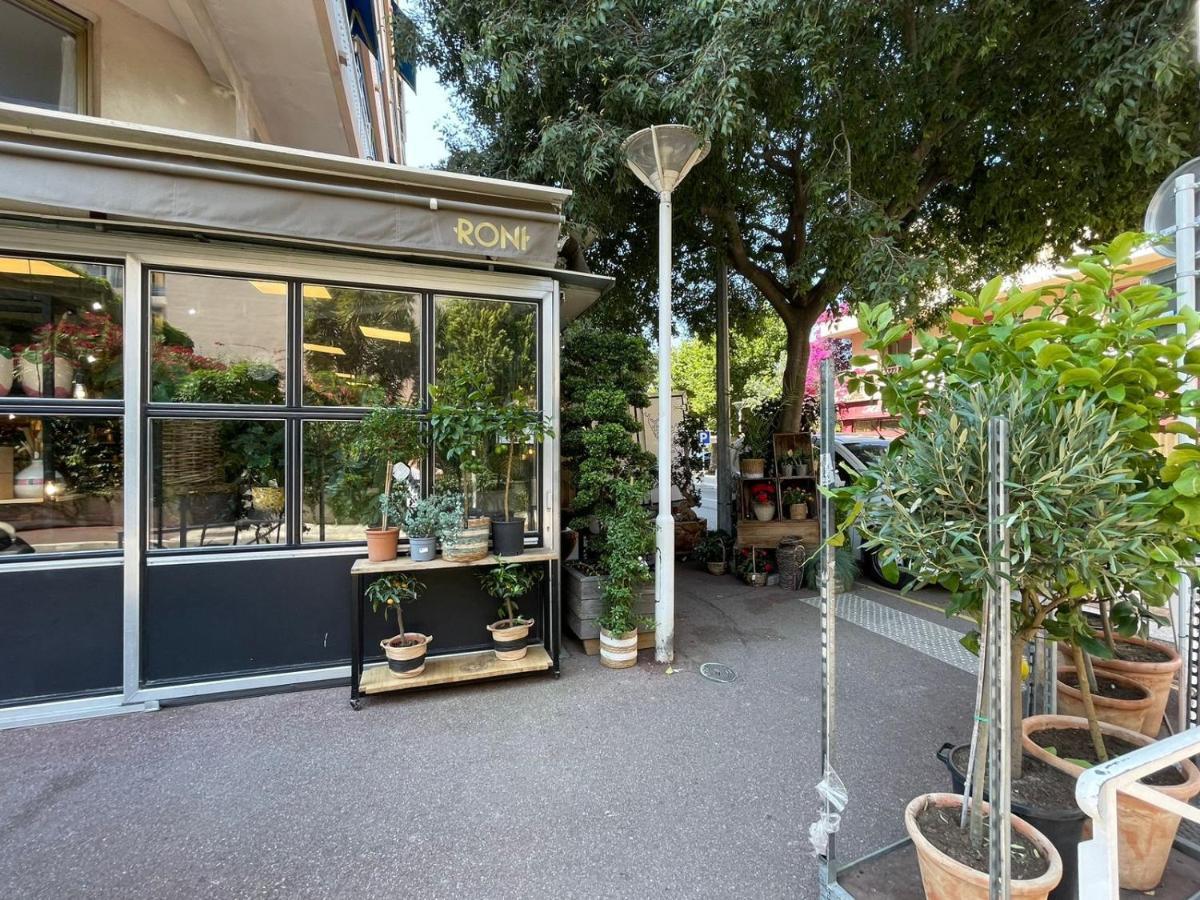 Urban Riviera Juan Les Pins - Queen Room Buitenkant foto