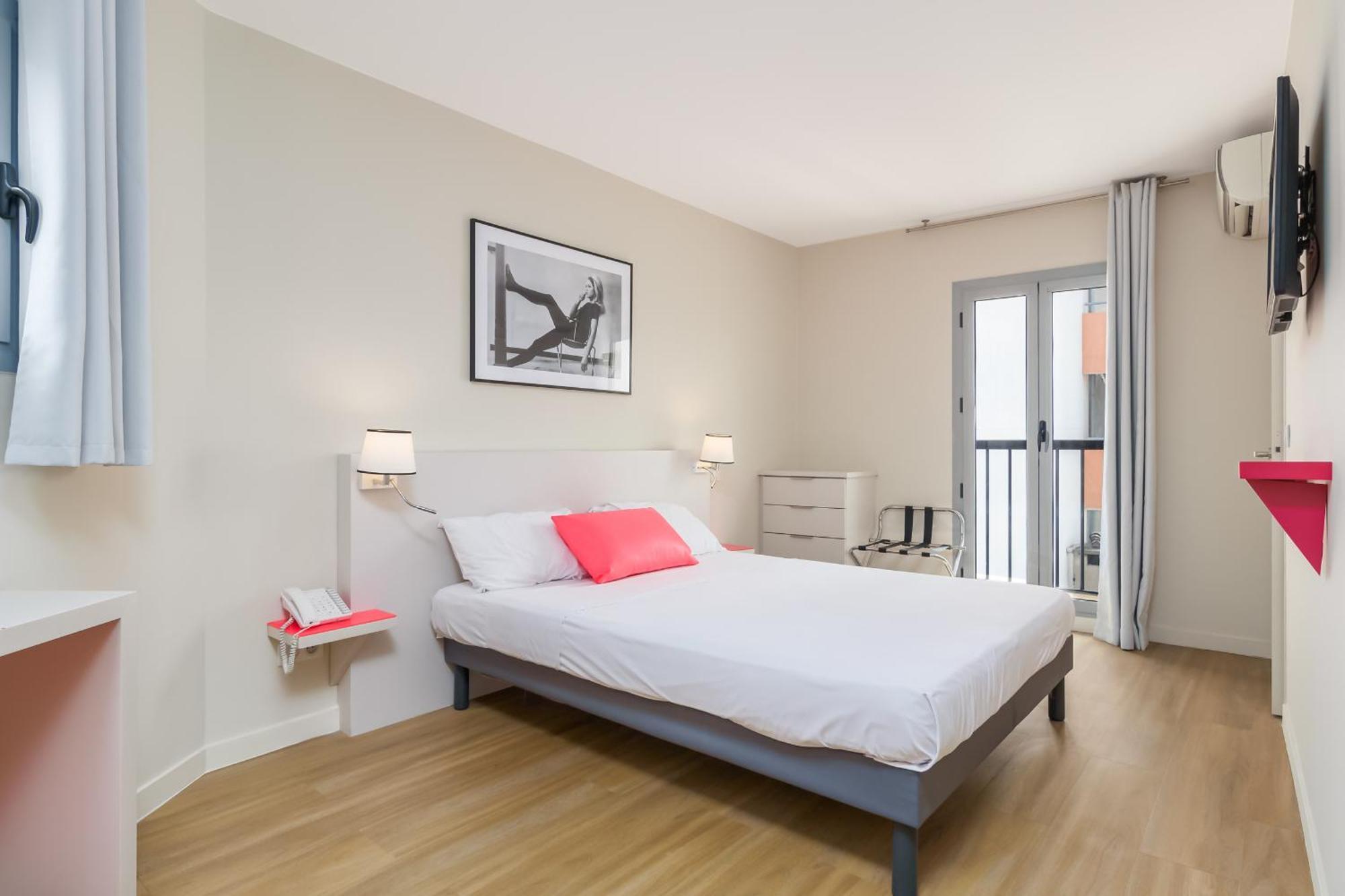 Urban Riviera Juan Les Pins - Queen Room Buitenkant foto